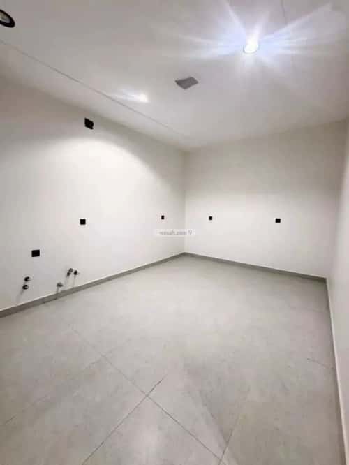 Floor 207 SQM with 5 Bedrooms Okaz, South Riyadh, Riyadh