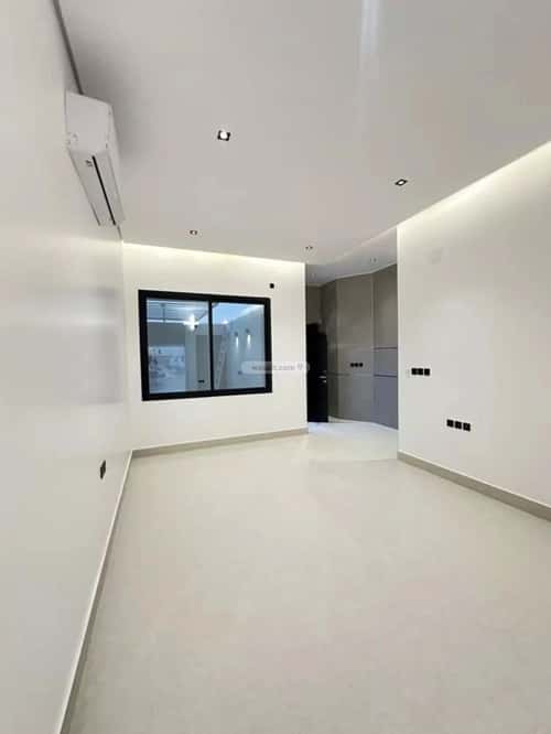 Floor 236 SQM with 5 Bedrooms Haya Nawah, Almuzahimih