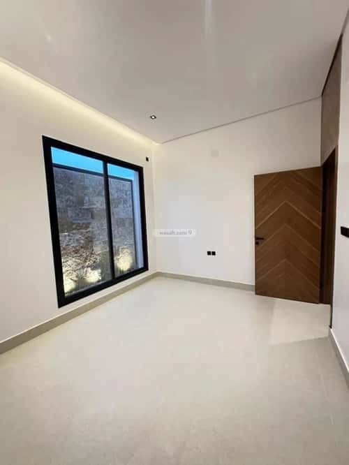 دور 236 متر مربع ب 5 غرف نوارة، المزاحمية