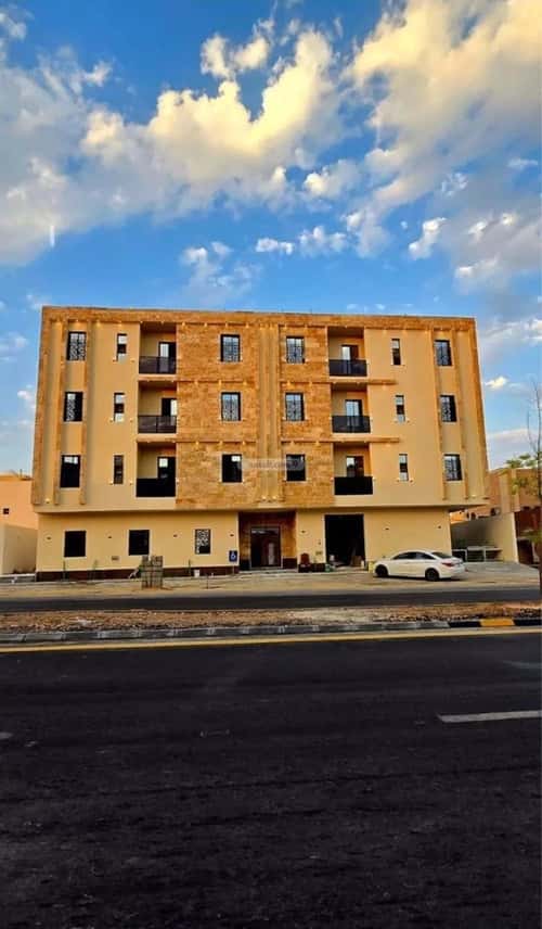 Apartment with 5 Bedrooms Okaz, South Riyadh, Riyadh