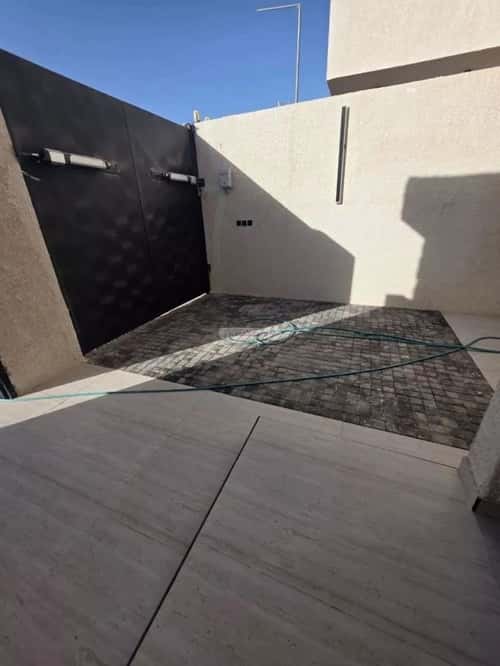 دور 312 متر مربع ب 5 غرف الجنادرية، شرق الرياض، الرياض