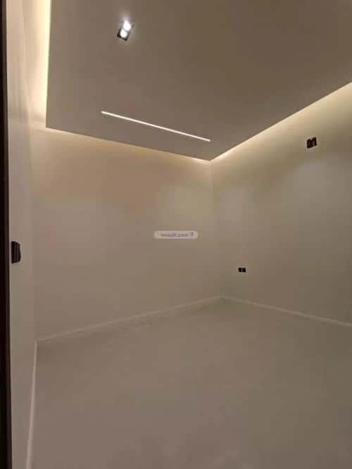 Floor 195 SQM with 5 Bedrooms Okaz, South Riyadh, Riyadh