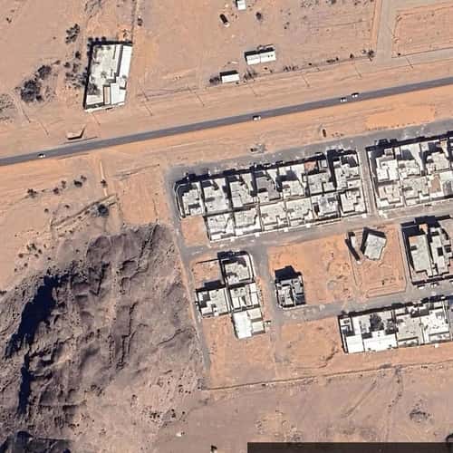 فيلا 400 متر مربع جنوبية على شارع 15م قرية النيصية، حائل