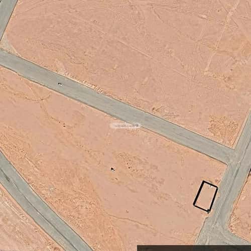 Land 682 SQM Facing North on 20m Width Street Al-Suwaidi New, Hayil