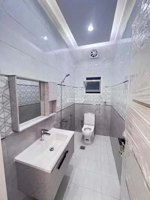 دور 300 متر مربع ب 5 غرف الصناعية، المدينة المنورة