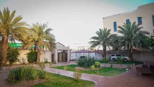 فيلا 2856 متر مربع شرقية على شارع 40م الدفاع، المدينة المنورة