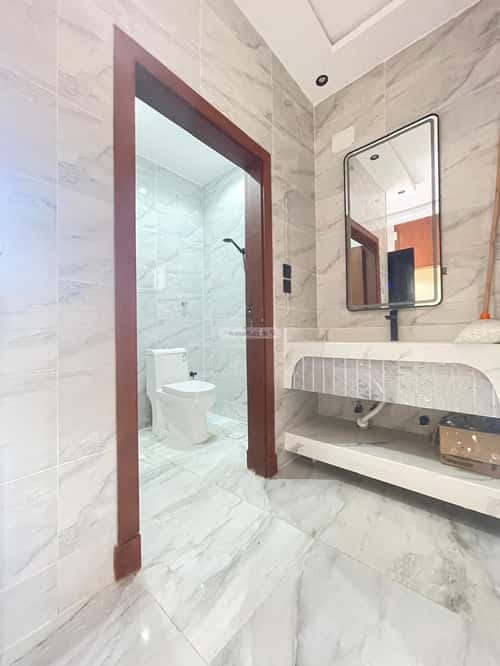 فيلا 275 متر مربع شرقية على شارع 20م الغزيات، الجموم