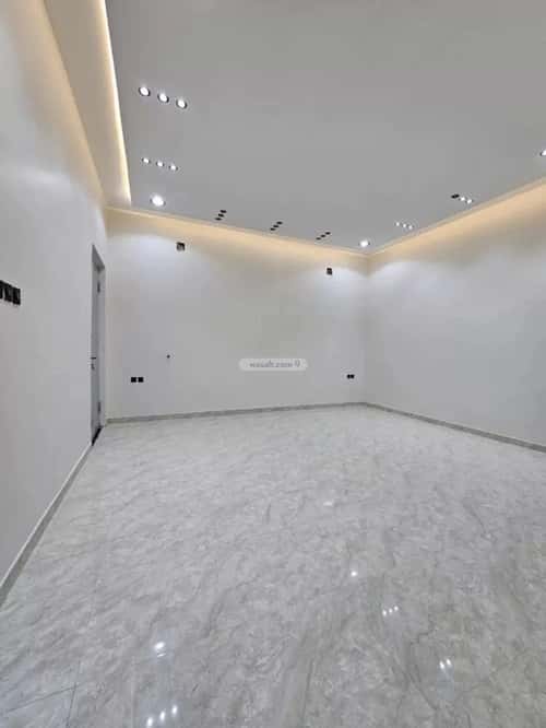 Floor 240 SQM with 3 Bedrooms Al-Awaly, West Riyadh, Riyadh