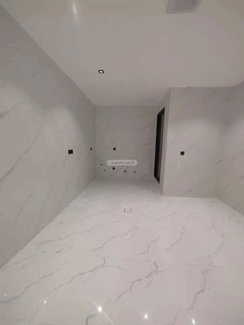 Floor 198 SQM with 3 Bedrooms Okaz, South Riyadh, Riyadh