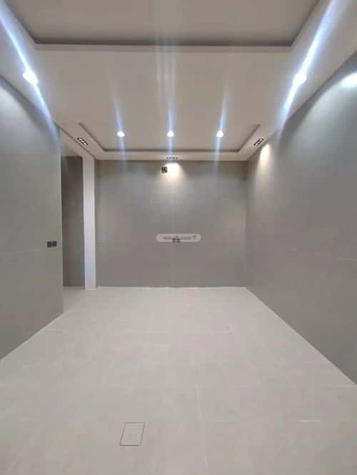 Villa 200 SQM Facing East on 20m Width Street Middle Al-Uraija, West Riyadh, Riyadh