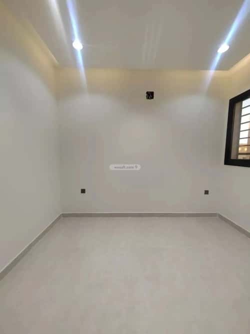 فيلا 200 متر مربع شرقية على شارع 20م العريجاء الأوسط، غرب الرياض، الرياض