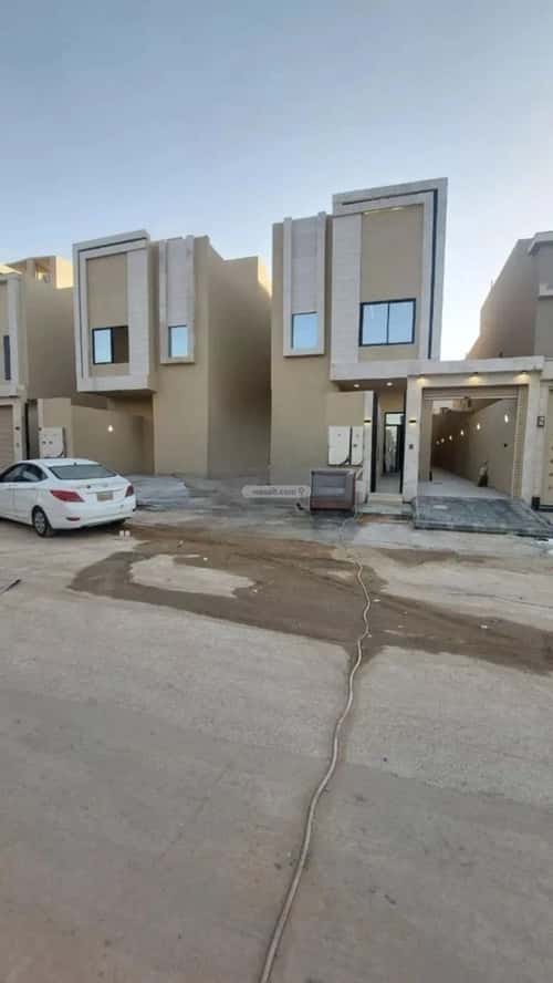 دور 215 متر مربع ب 4 غرف عكاظ، جنوب الرياض، الرياض