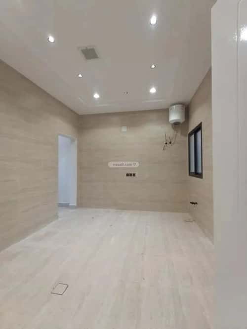 فيلا 200 متر مربع شرقية على شارع 20م العريجاء الغربي، غرب الرياض، الرياض