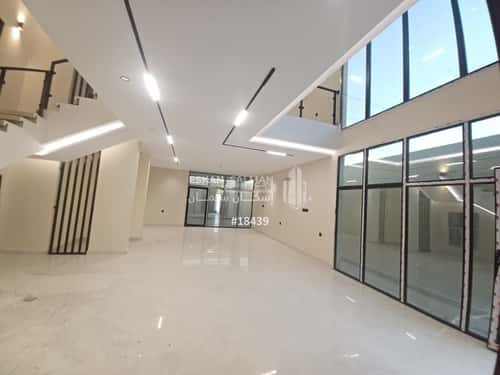 7 bedroom villa in Al Rahmaniyyah