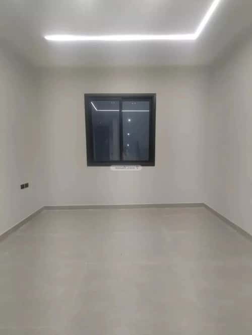 فيلا 322 متر مربع شرقية على شارع 15م طويق، غرب الرياض، الرياض