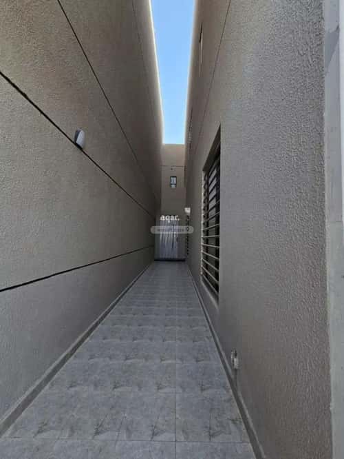 Floor 183 SQM with 3 Bedrooms Al-Awaly, West Riyadh, Riyadh