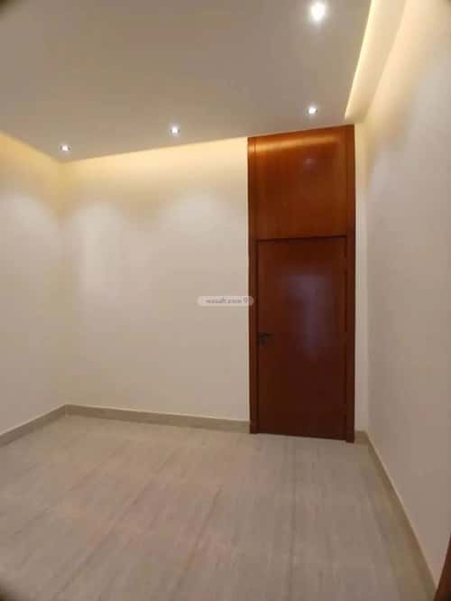 فيلا 263 متر مربع شرقية على شارع 20م طويق، غرب الرياض، الرياض