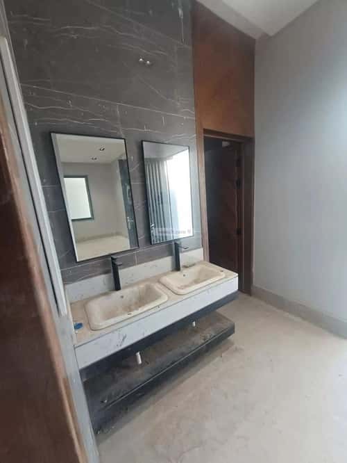 Floor 79 SQM with 3 Bedrooms West Al-Oraija, West Riyadh, Riyadh