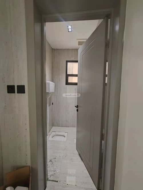 فيلا 200 متر مربع شرقية على شارع 20م طويق، غرب الرياض، الرياض