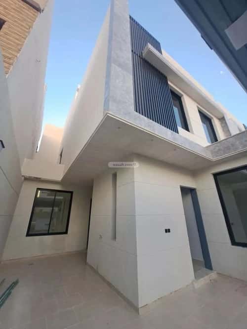 فيلا 200 متر مربع جنوبية على شارع 15م العريجاء الغربي، غرب الرياض، الرياض