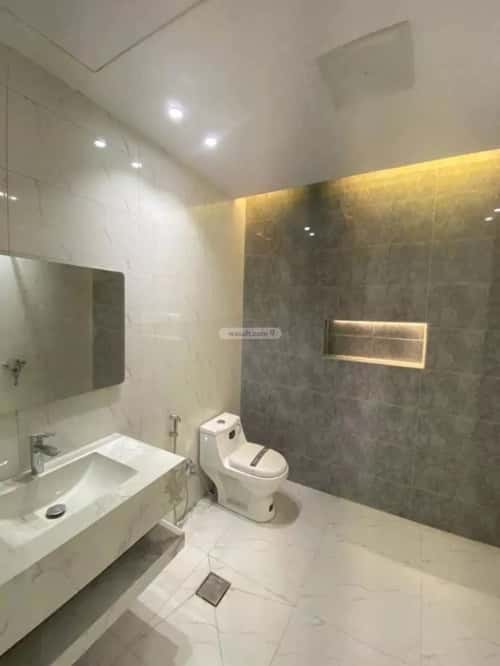 Floor 165 SQM with 3 Bedrooms Okaz, South Riyadh, Riyadh