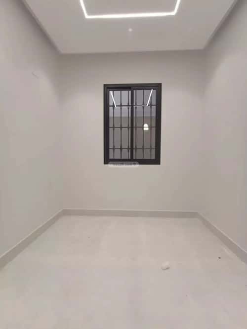 فيلا 200 متر مربع شرقية على شارع 20م العريجاء الغربي، غرب الرياض، الرياض