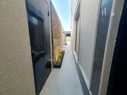 Floor 236 SQM with 4 Bedrooms Haya Nawah, Almuzahimih