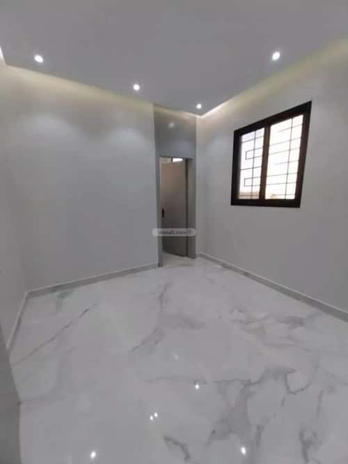 فيلا 305 متر مربع شرقية على شارع 20م طويق، غرب الرياض، الرياض