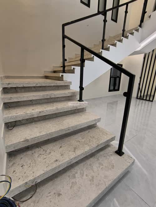 Villa 300 SQM Facing North on 15m Width Street Al Rahmanyah, East Jeddah, Jeddah