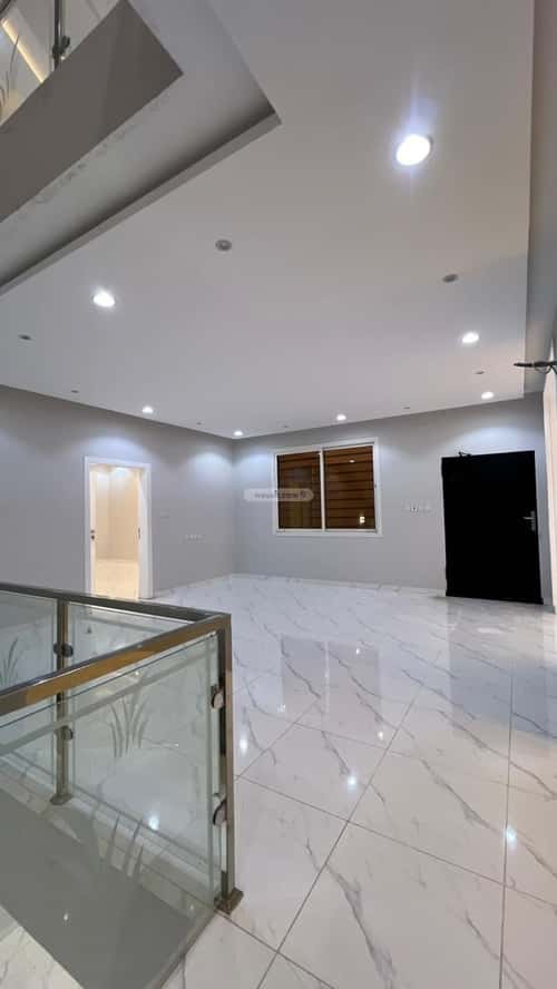 فيلا 312 متر مربع شمالية على شارع 15م شباعة، خميس مشيط