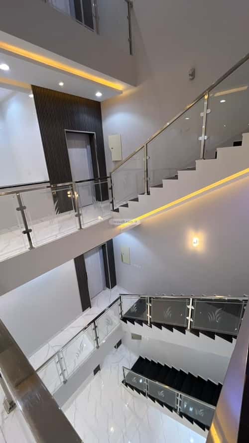 فيلا 312 متر مربع شمالية على شارع 15م شباعة، خميس مشيط