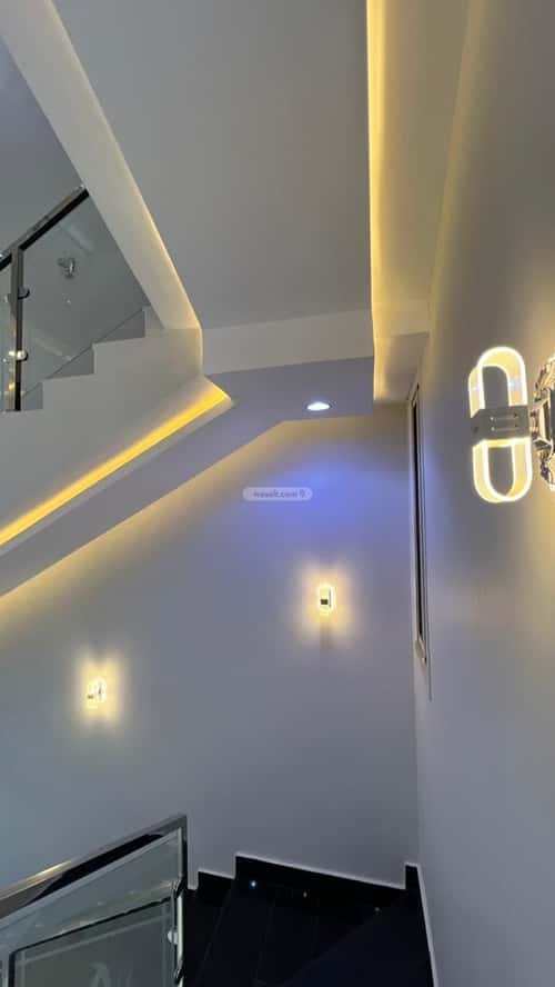 فيلا 312 متر مربع شمالية على شارع 15م شباعة، خميس مشيط