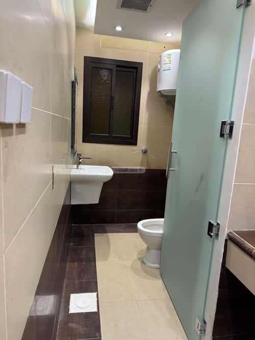 فيلا 300 متر مربع واجهة شمالية ب 4 غرف السليمانية، وسط الرياض، الرياض