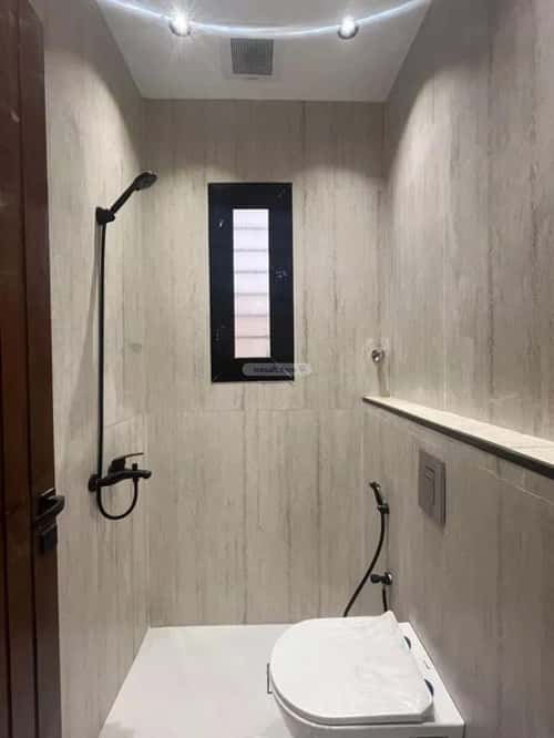 Apartment with 5 Bedrooms Ar Rawdah, Abu Arish - 'Abu Earish