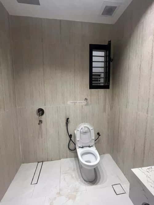 Apartment with 5 Bedrooms Ar Rawdah, Abu Arish - 'Abu Earish