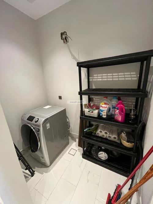 Apartment with 3 Bedrooms Al-Qairawan, North Riyadh, Riyadh