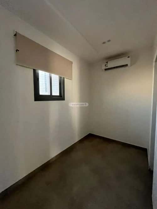 فيلا 375 متر مربع جنوبية على شارع 15م الياسمين، شمال الرياض، الرياض