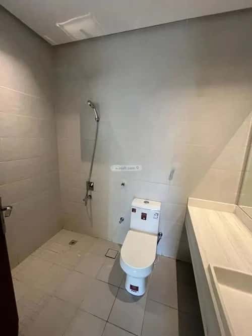 Villa 900 SQM Facing South with 5 Bedrooms Hitteen, North Riyadh, Riyadh