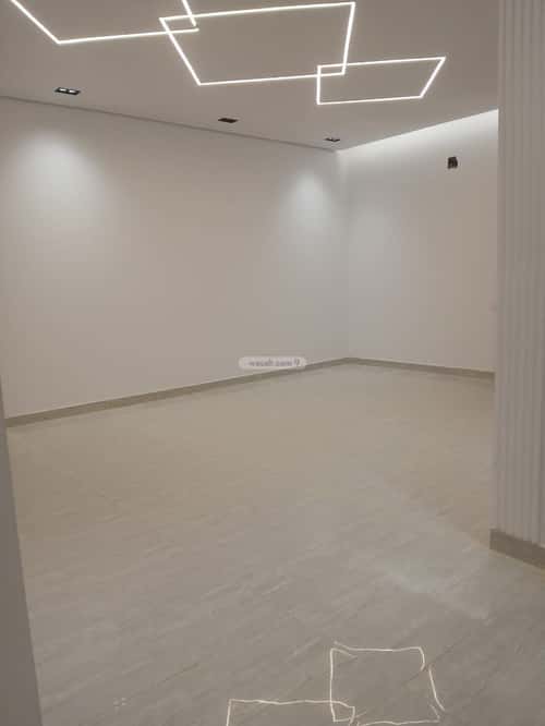 5 bedroom floor in Al Janadriyah