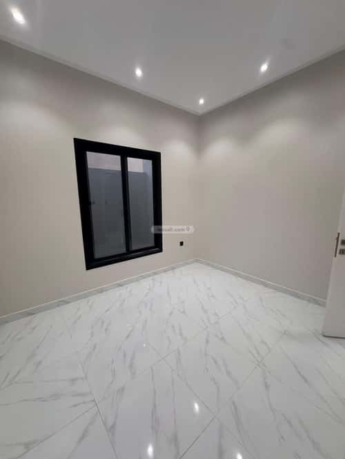 فيلا 300 متر مربع شرقية على شارع 20م الجنادرية، شرق الرياض، الرياض