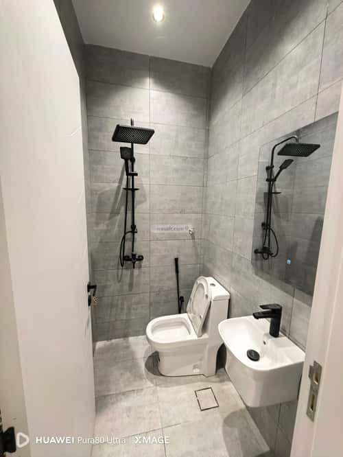 Apartment with 3 Bedrooms Al Rayaan, East Jeddah, Jeddah