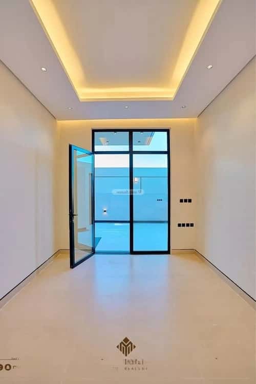 6 bedroom villa in Al Mahdiyyah