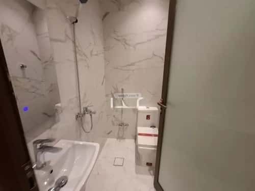 6 bedroom floor in Badr