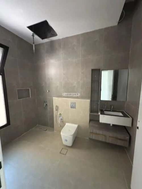 فيلا 382 متر مربع شمالية على شارع 15م الورود، الخرج