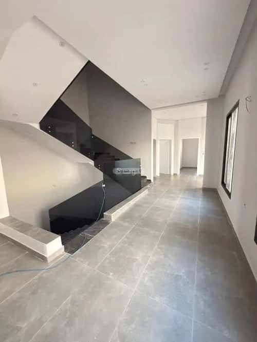 فيلا 382 متر مربع شمالية على شارع 15م الورود، الخرج