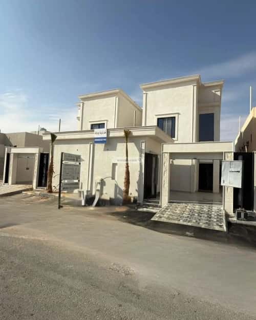 فيلا 382 متر مربع غربية على شارع 20م الورود، الخرج