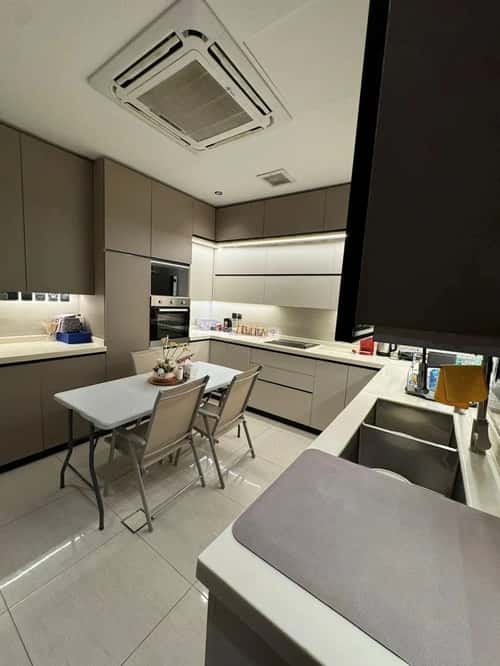 Villa 200 SQM Facing East with 5 Bedrooms An-Narjis, North Riyadh, Riyadh