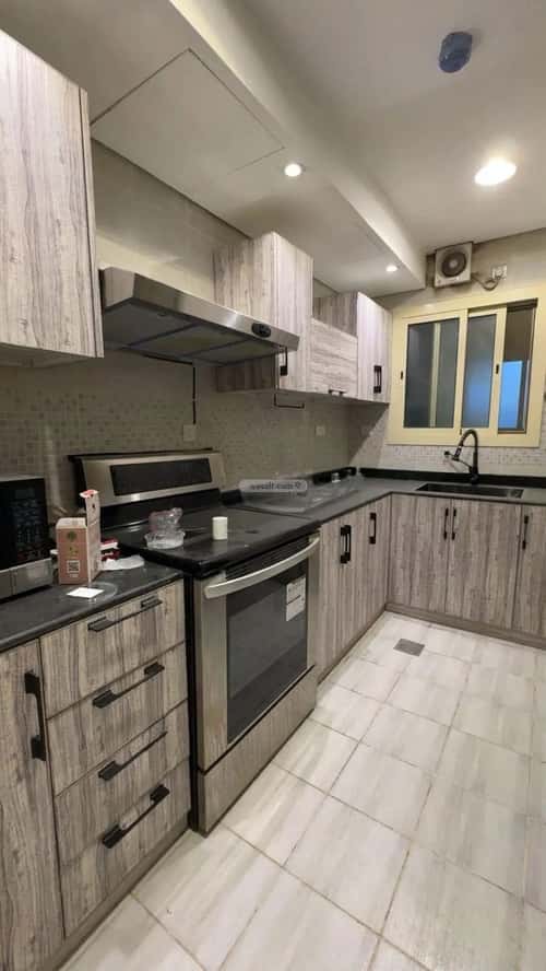 Apartment with 5 Bedrooms Al-Malqa, North Riyadh, Riyadh
