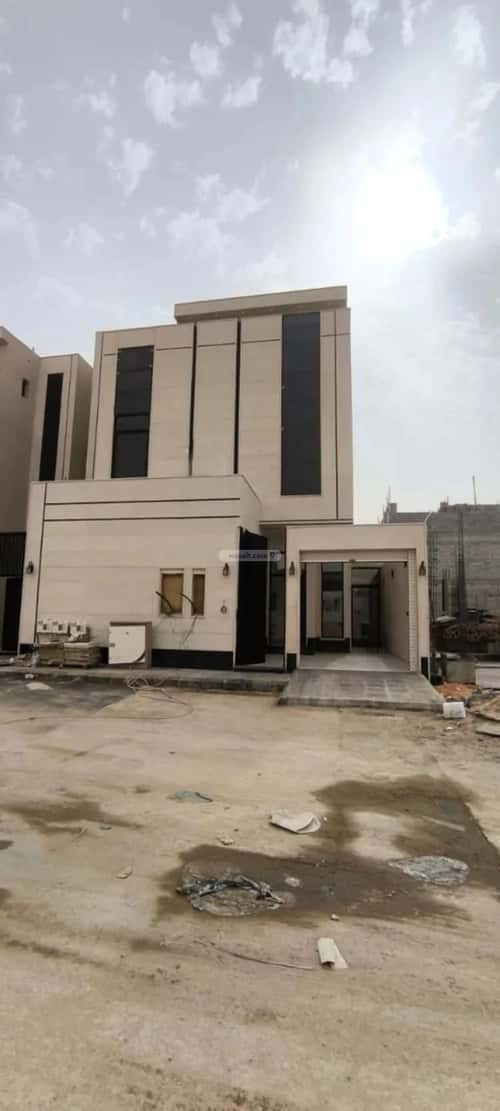 Floor 152 SQM with 3 Bedrooms Al-Maizaliyah, East Riyadh, Riyadh
