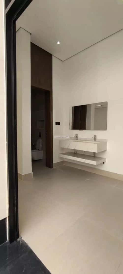 Floor 152 SQM with 3 Bedrooms Al-Maizaliyah, East Riyadh, Riyadh